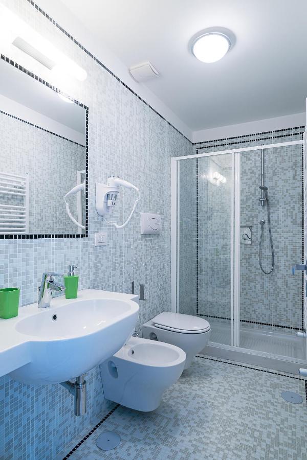 Donna Giulia, Luxury House Hotel Salerno Bagian luar foto