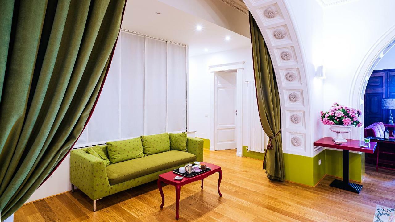 Donna Giulia, Luxury House Hotel Salerno Bagian luar foto